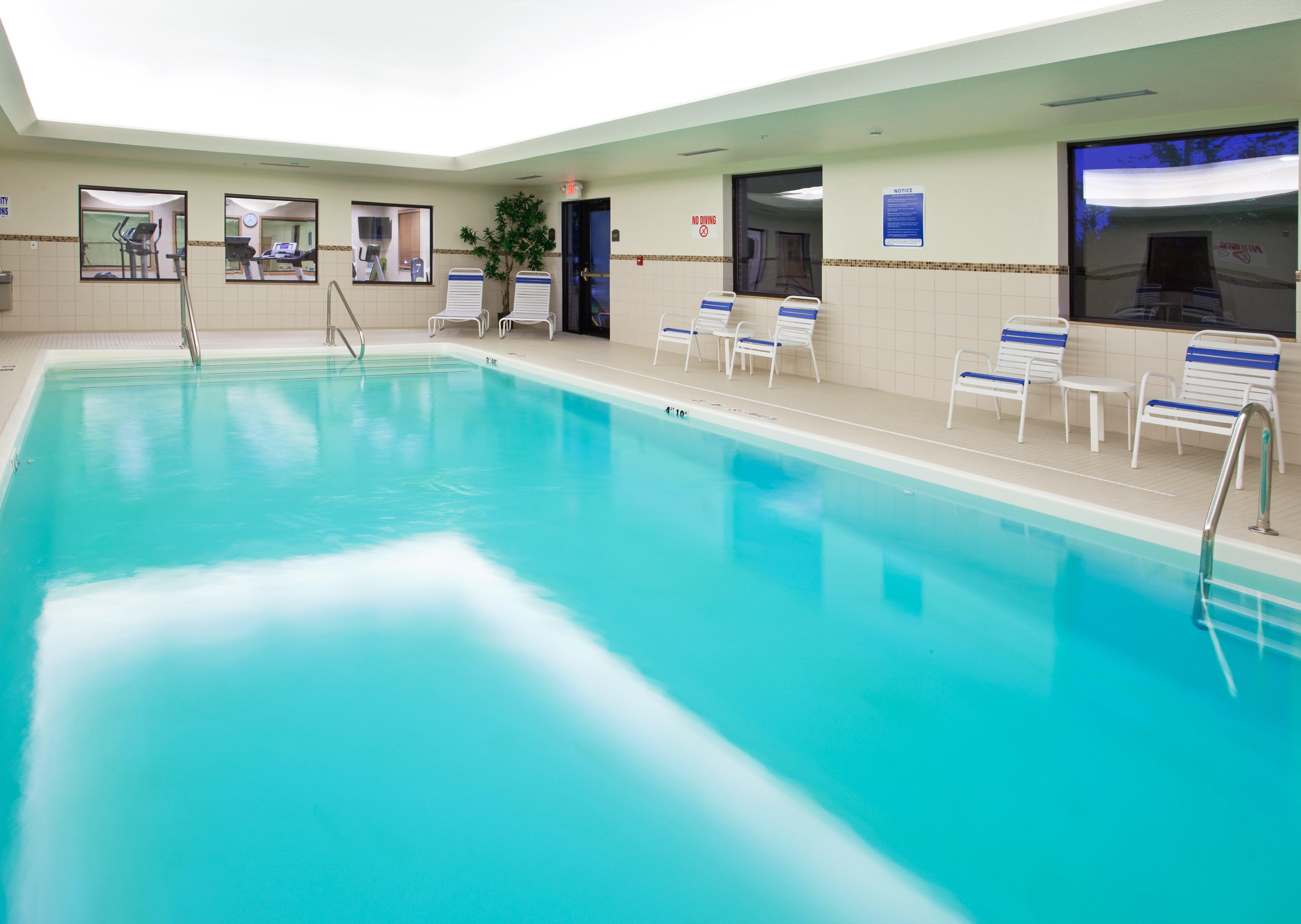 Holiday Inn Express Hotel & Suites Chesterfield - Selfridge Area By Ihg Экстерьер фото