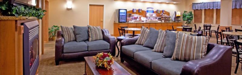 Holiday Inn Express Hotel & Suites Chesterfield - Selfridge Area By Ihg Экстерьер фото